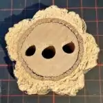 Korkastscheibe mit Löchern