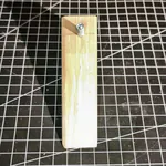 Astschraube eindrehen