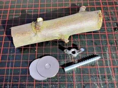 Knabberast mit Astschraube Knabberast mit Astschraube